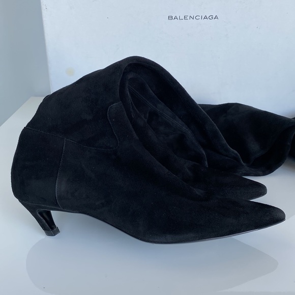 Balenciaga kitten heeled over-the-knee black suede knife boots size 36 - Picture 7 of 17